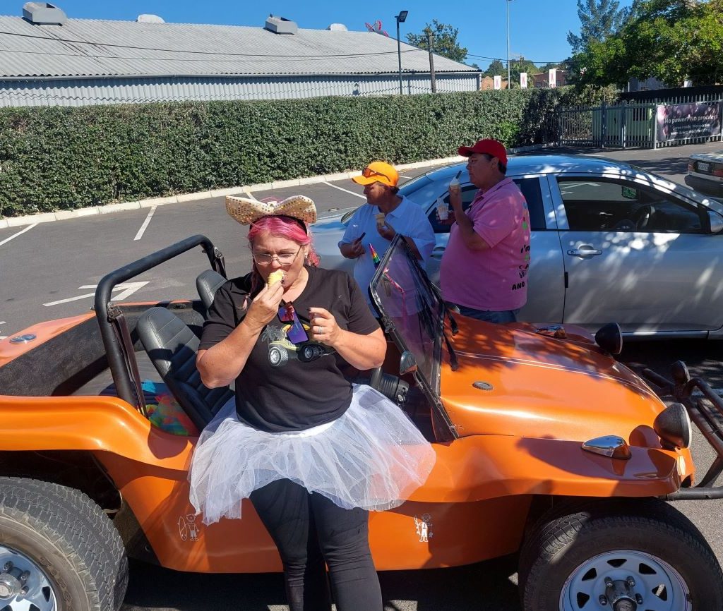 Always time for ice-cream on the Wild Buggers Amazing Race.