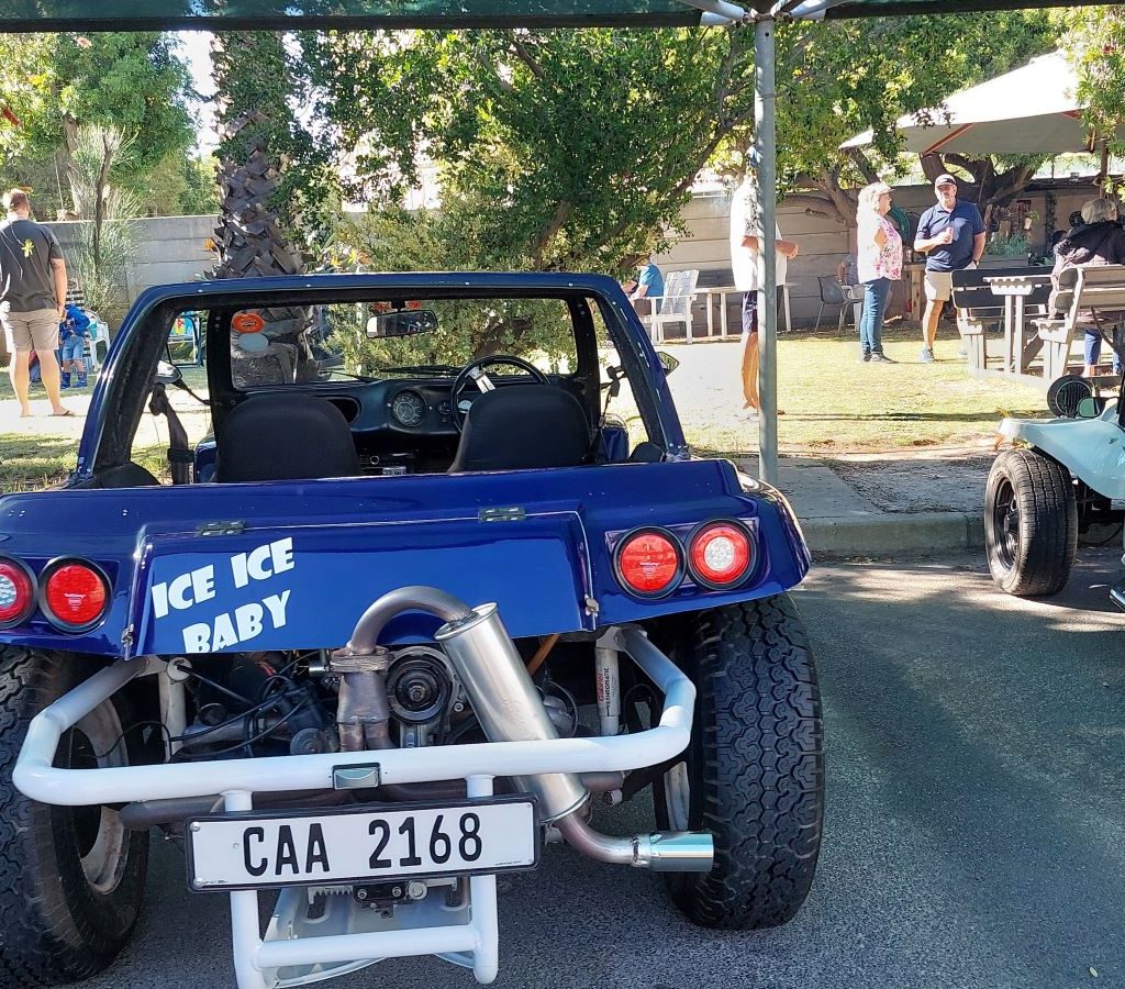 A second blue Kango Beach Buggy with a VW air-cooled engine on display during a Wild Buggers club event.