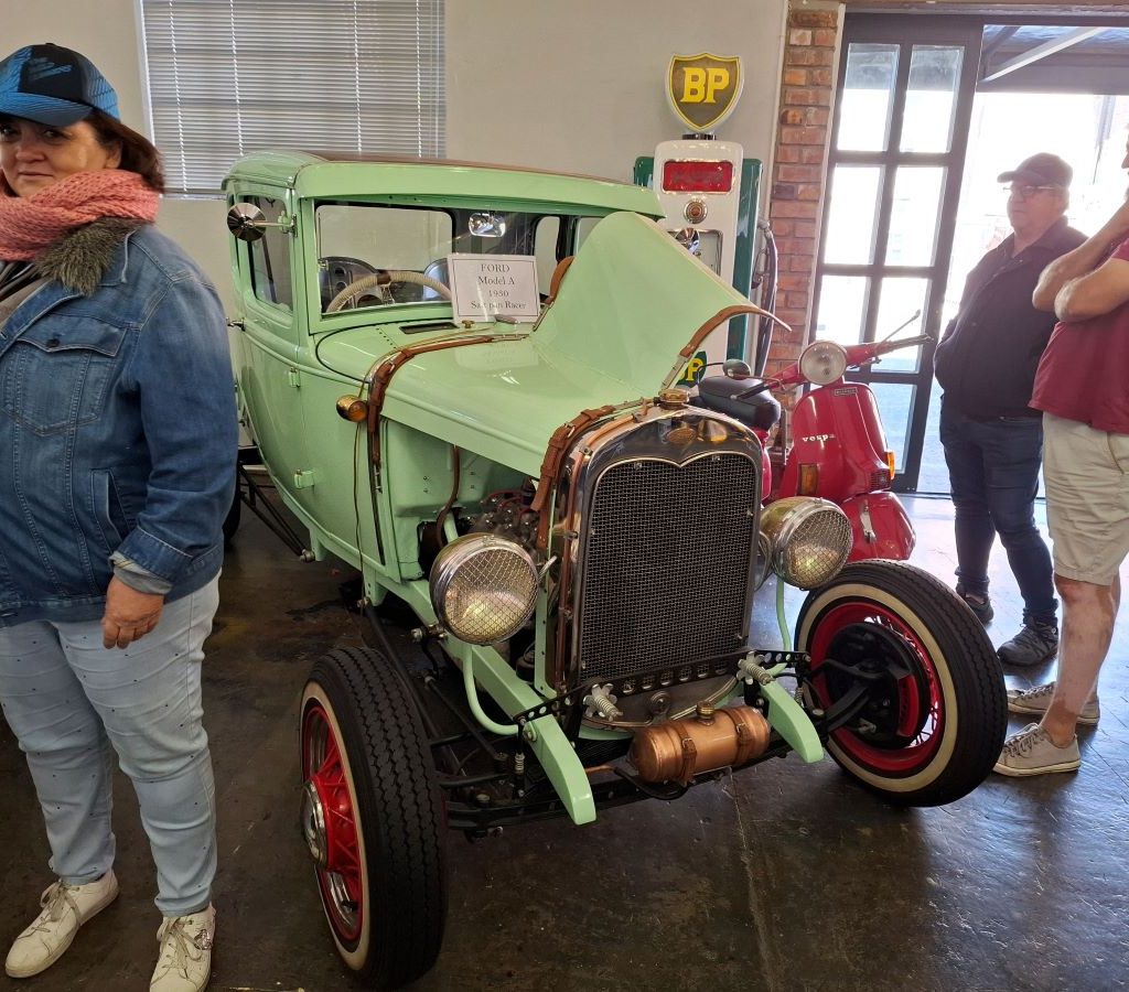 Wild Buggers Beach Buggy Club visiting the Ford Model T Museum in Wellington.