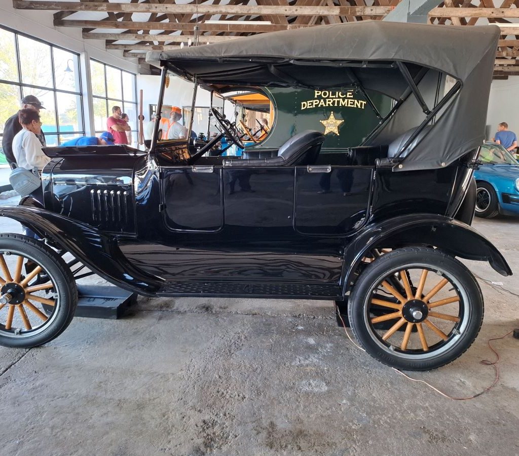 Wild Buggers Beach Buggy Club visiting the Ford Model T Museum in Wellington.