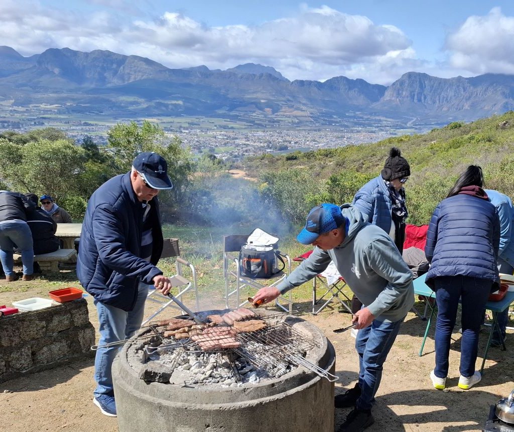 Jess and Mario braaing at a Wild Buggers Beach Buggy Club event.