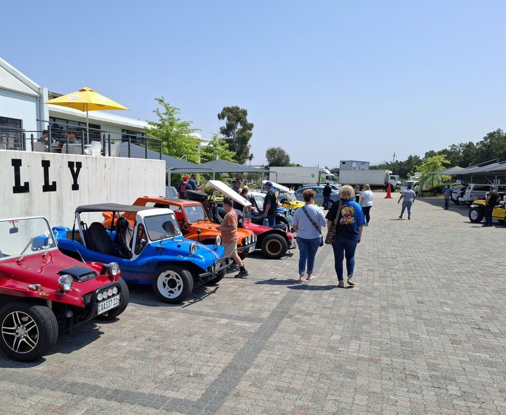 Beach buggies and VW air-cooled vehicles parked at Potbelly during the Wild Buggers Winelands Breakfast Run.