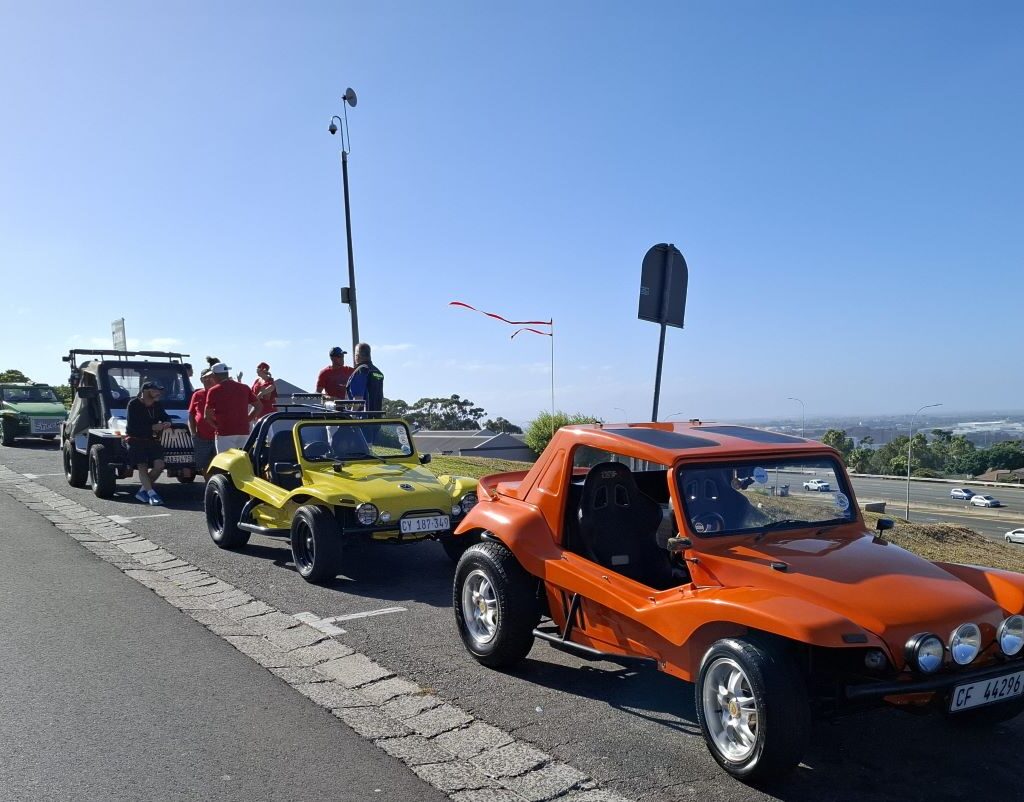 The Wild Buggers Valentine's Run on Lovers Lane in Plattekloof. Beach buggies, VWs, and good times!