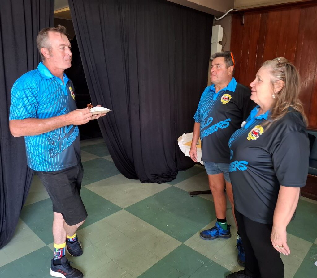 A photo of Wild Buggers Beach Buggy Club members enjoying the Reach for a Dream charity run event.