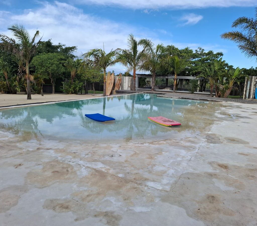 A clear photo of the swimming pool at the braai location where The Wild Buggers enjoyed their meal during Tony & Sue's Run.