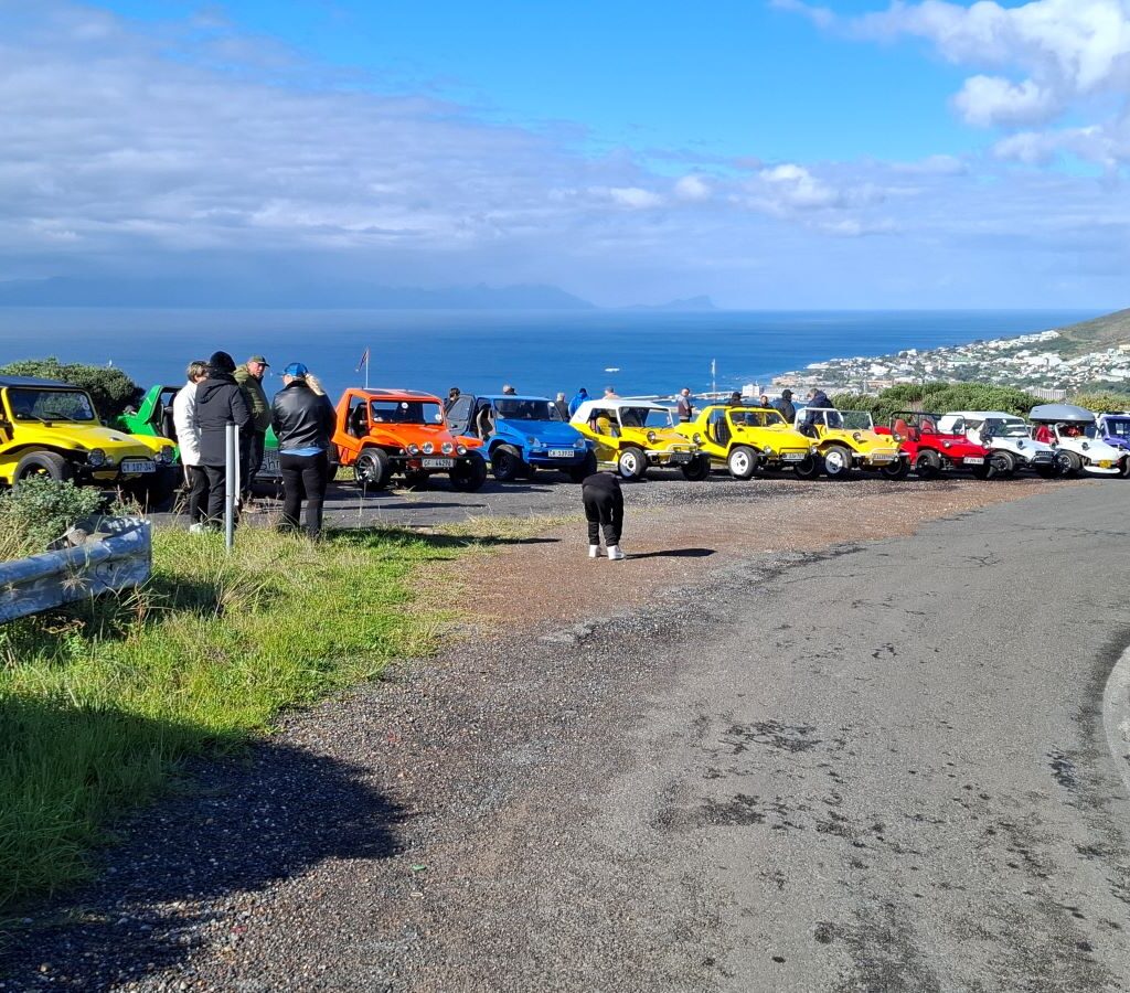 Wild Buggers beach buggies and VWs at Red Hill, Cale preparing camera for video as club prepares to depart
