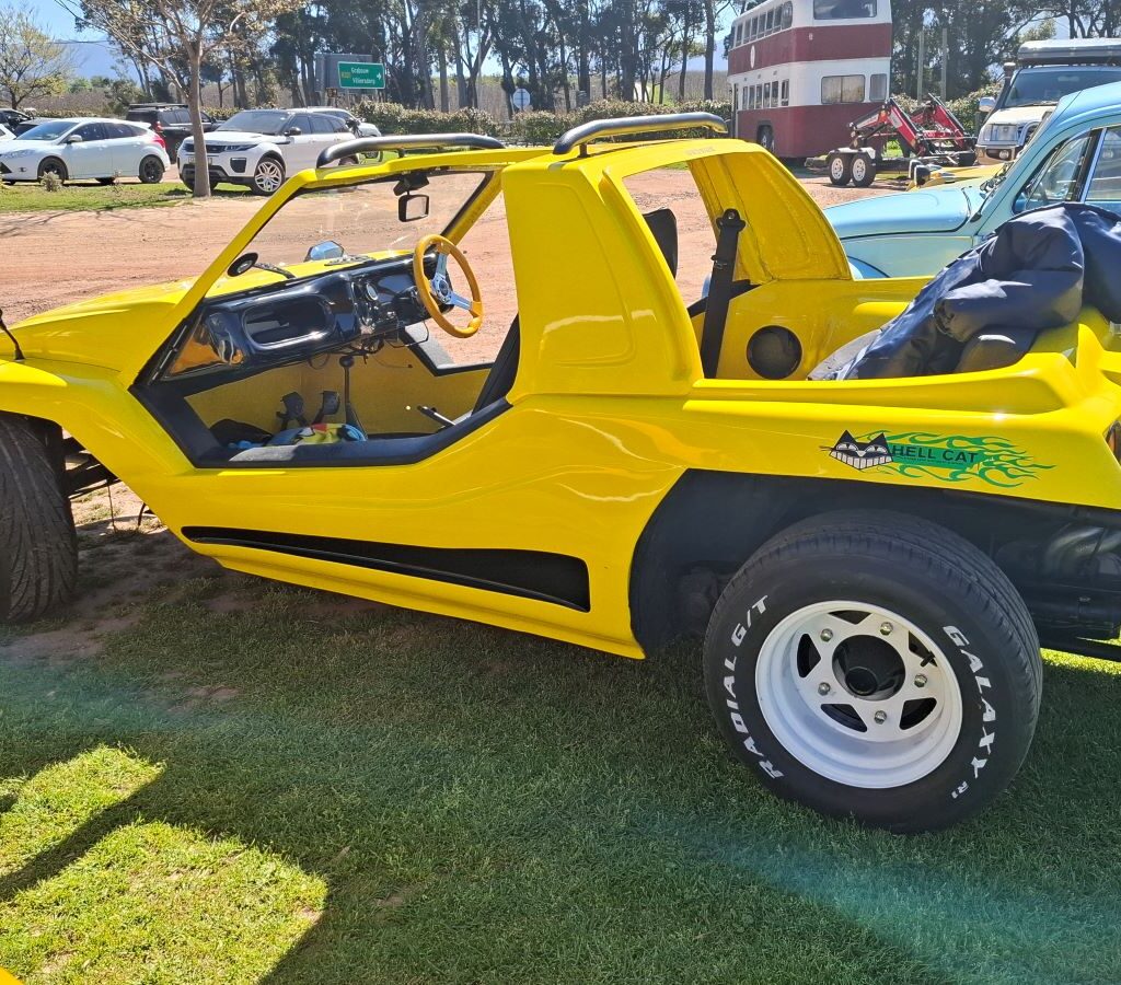 A striking photo of Fabian's yellow VW air-cooled Kango beach buggy during the Wild Buggers' run.