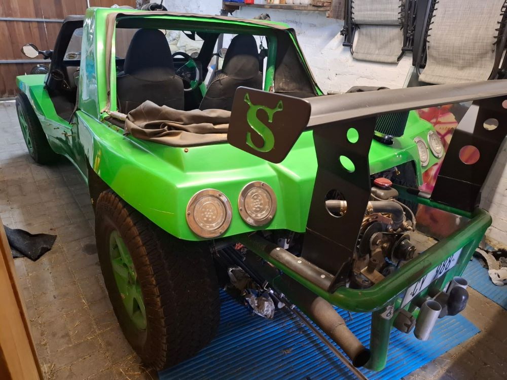 Anton's green Kango beach buggy with a 1400 Nissan water-cooled motor.