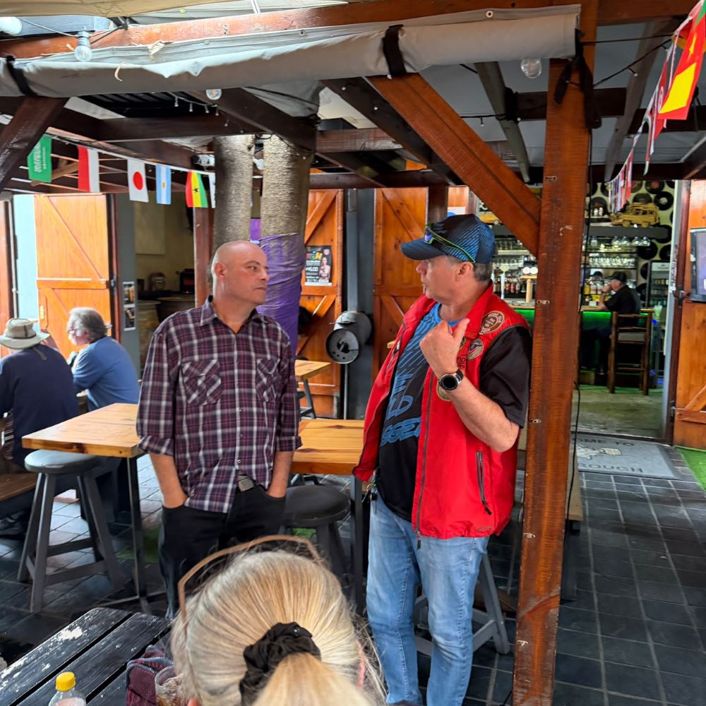 Anton and Wiehann having an animated conversation and catching up during the lunch stop at the restaurant
